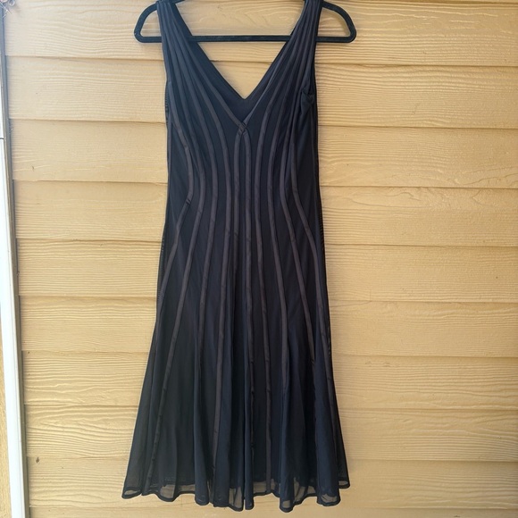 Tadashi Shoji Structured Illusion Flare Dress in Black Size Medium - Picture 3 of 7